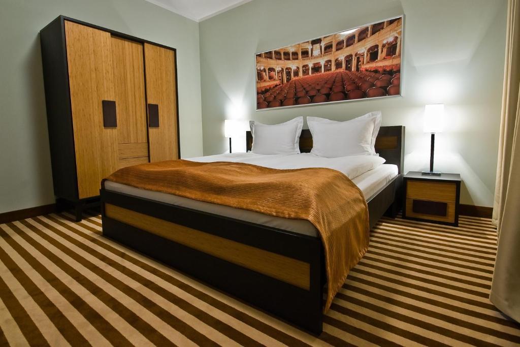 Hotel Poznanski A2 Lubon Ngoại thất bức ảnh