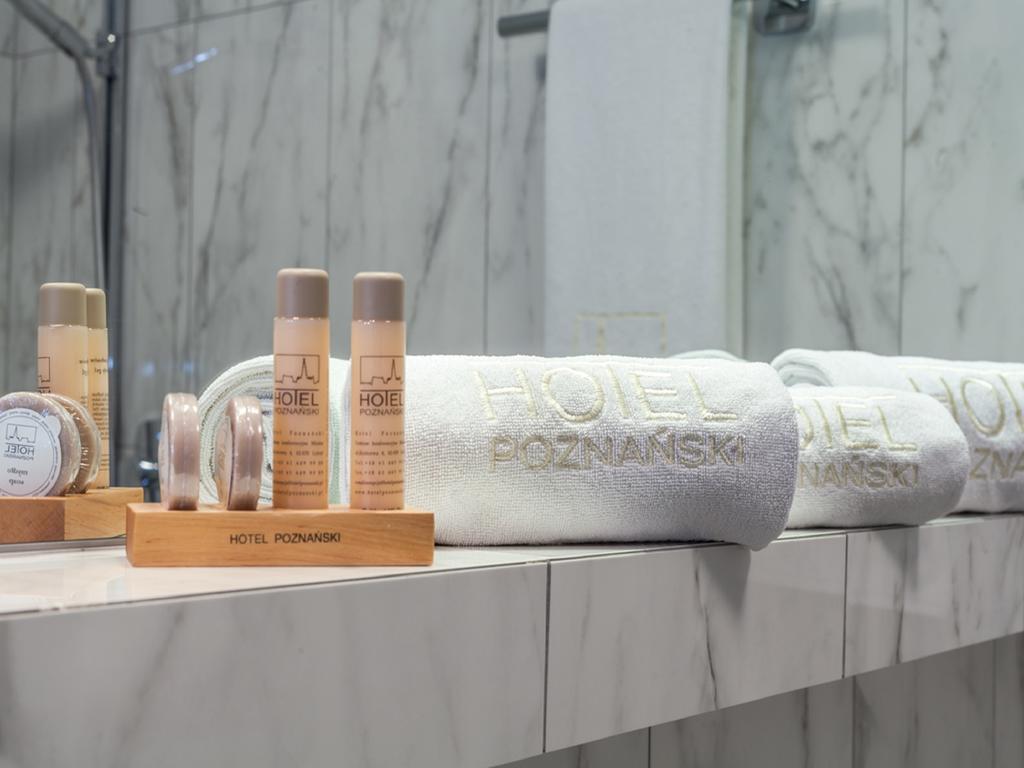 Hotel Poznanski A2 Lubon Ngoại thất bức ảnh