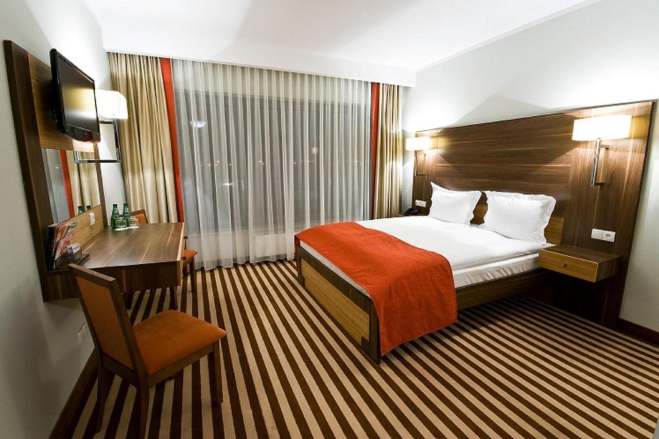 Hotel Poznanski A2 Lubon Phòng bức ảnh